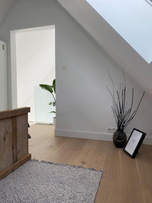 The Conservatory Cosy & Romantic Little House - Central Between Gent Antwerpen Brussel & Brugge ลอเคอเร็น ภายนอก รูปภาพ